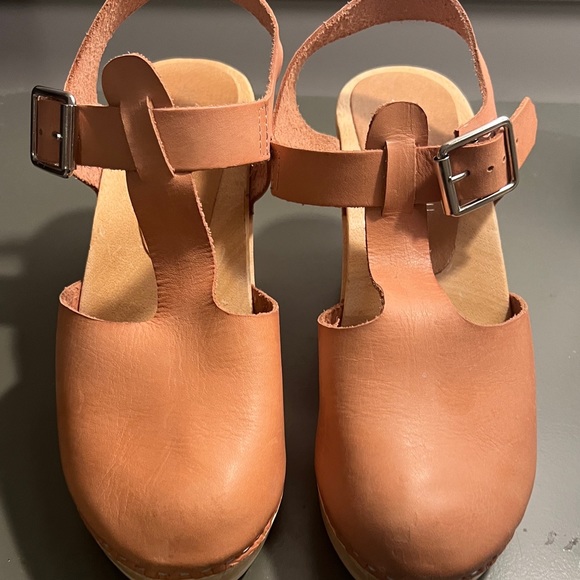 Jeffrey Campbell t-strap clog - Picture 7 of 8